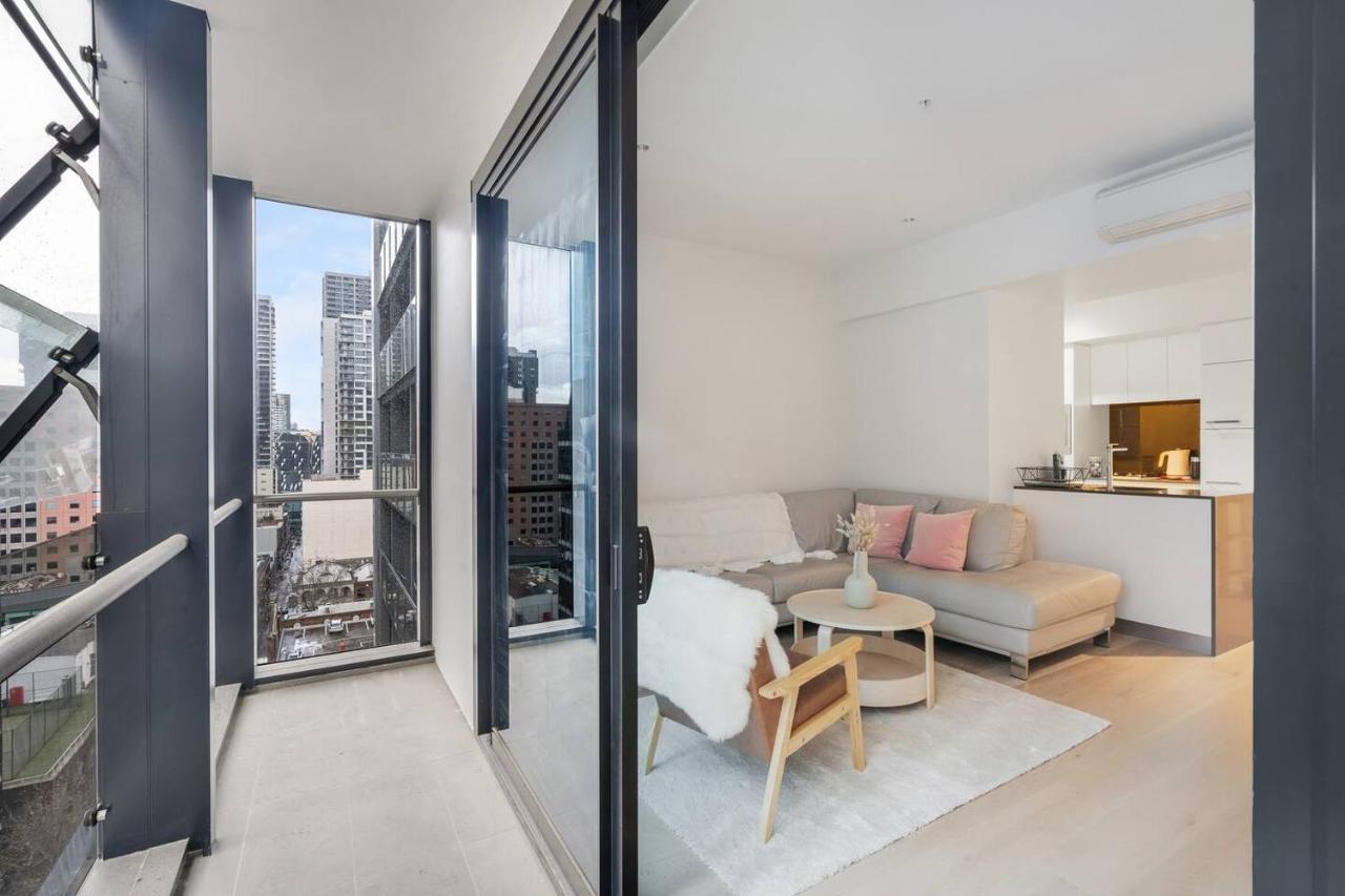 Refined City Pad In Central Melbourne With Pool Leilighet Eksteriør bilde